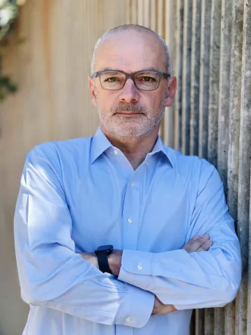 dplnewsHectorAriasGlobalLeadBankingRedHat rp12032026