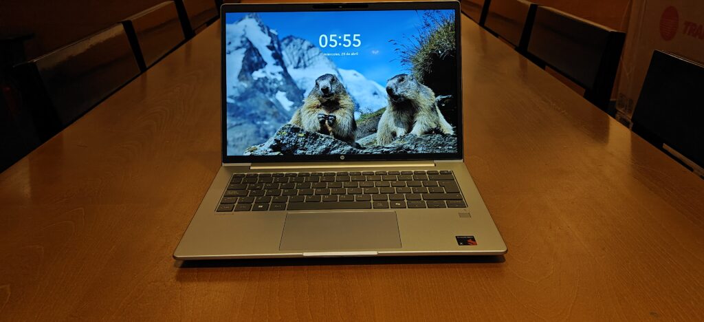 DPL Tech Review | HP ProBook 4 G1q: una PC con IA que apuesta por la autonomía y la productividad empresarial 5 IMG20260429203723 2