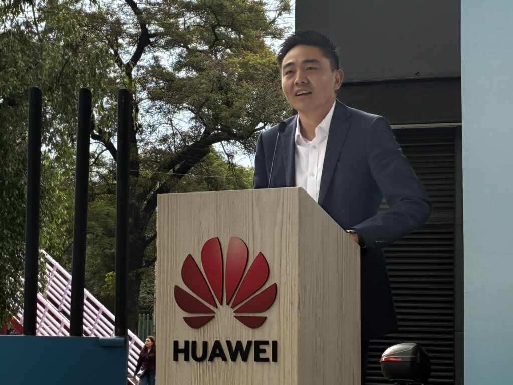 Huawei, DiDiVolt y GOenergy inauguran electrinera de carga ultra rápida en México 2 dplnews huawei didivolt goenergy jb150626 1