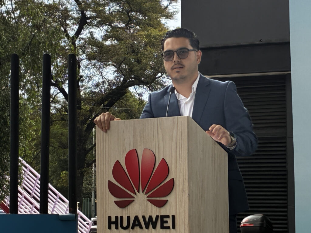 Huawei, DiDiVolt y GOenergy inauguran electrinera de carga ultra rápida en México 1 dplnews huawei didivolt goenergy jb170626 1