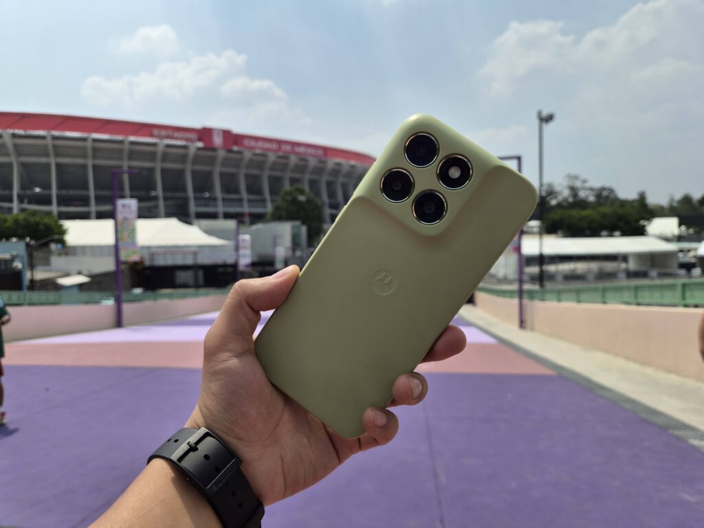 Moto G67